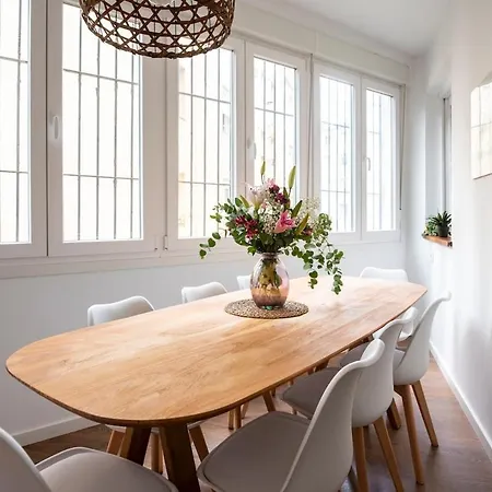 Apartment Comfort And Style In The Center Of
