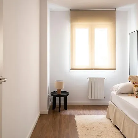Comfort And Style In The Center Of Apartment