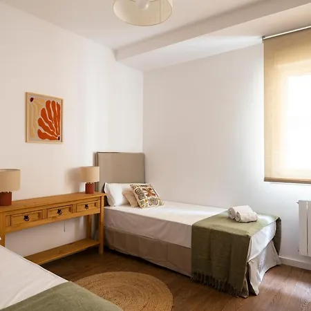 Apartment Comfort And Style In The Center Of Santander