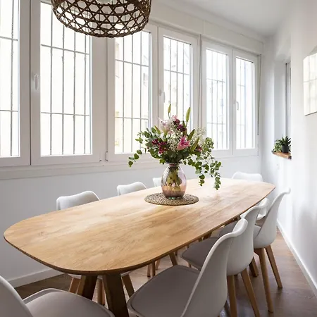 Apartment Comfort And Style In The Center Of Santander